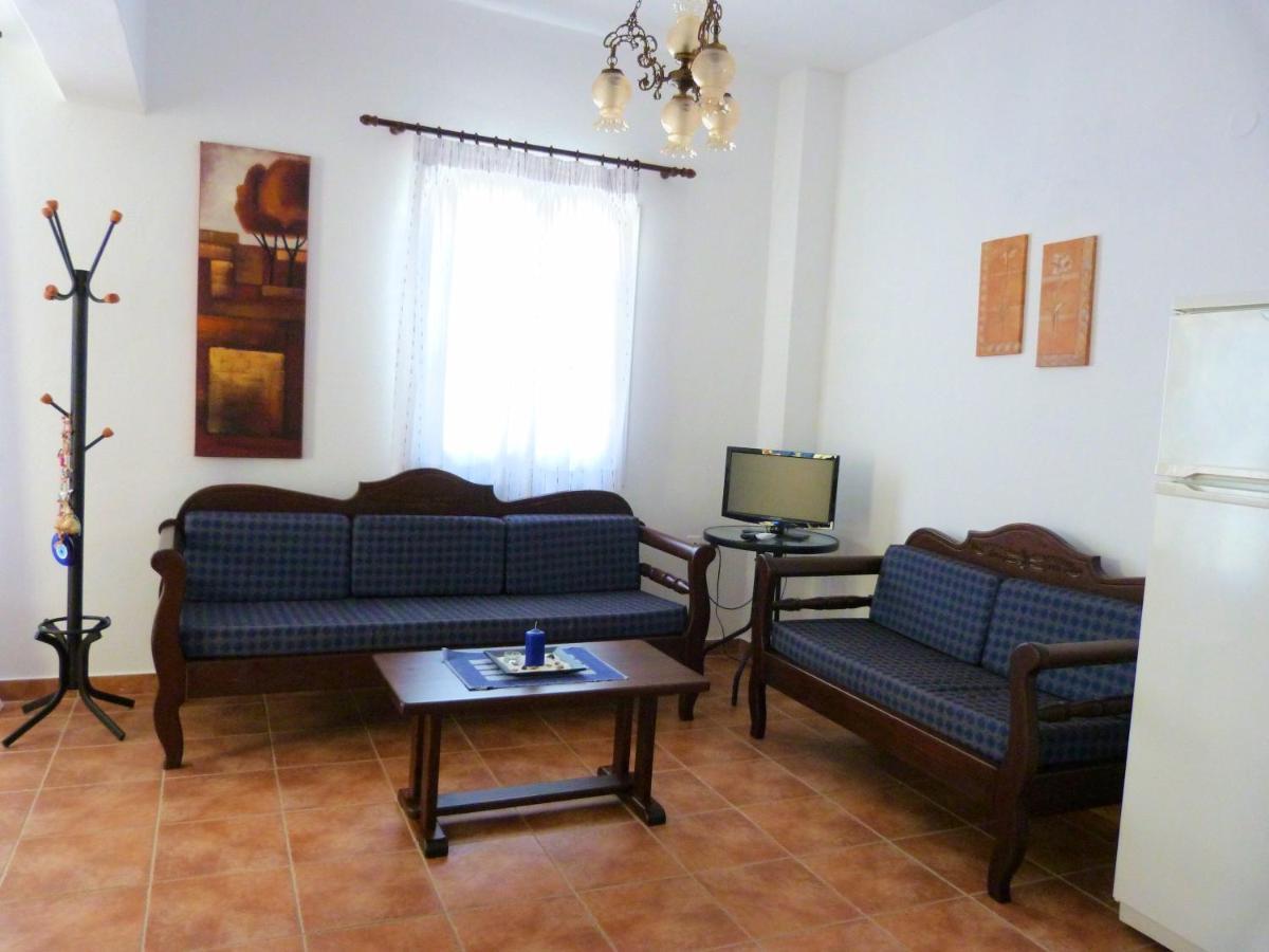 Ioli Apartments Alopronia Exterior foto