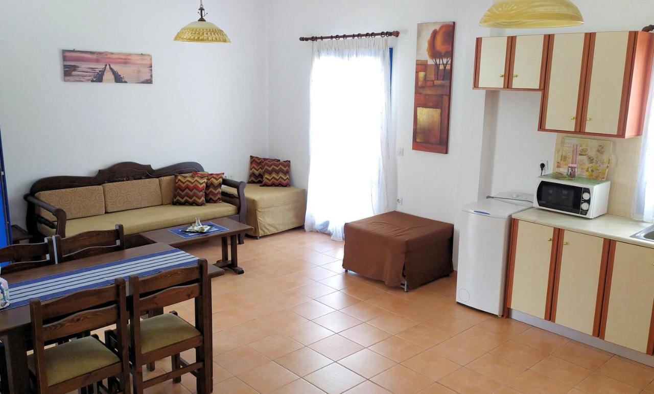 Ioli Apartments Alopronia Exterior foto